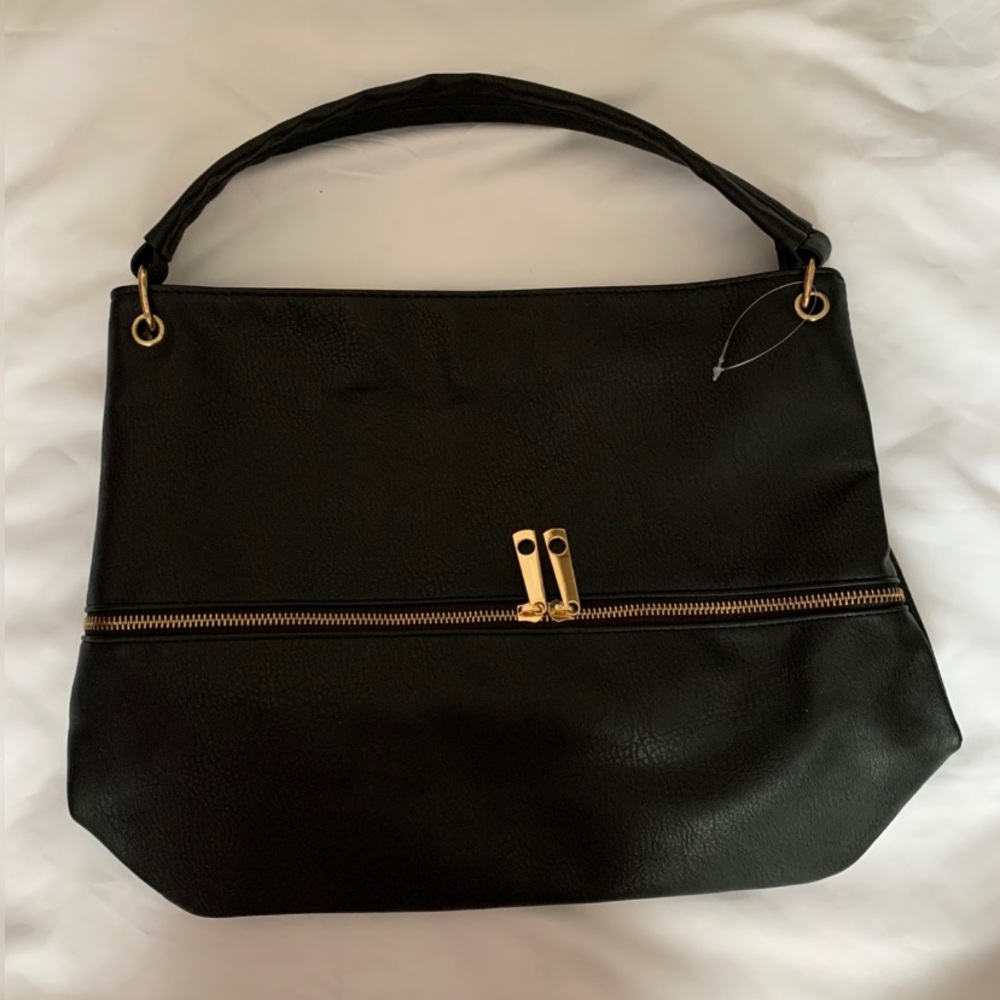 Women’s Medium Sized Purse